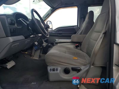 Zdjęcie 7 z 11 samochodu: 2006 FORD F250 SUPER DUTY VIN:1FTSW20P06EC06057 - miniatura