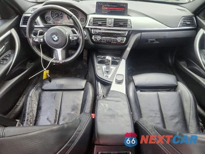 Zdjęcie 8 z 11 samochodu: 2018 BMW 330E VIN:WBA8E1C5XJA165578 - miniatura