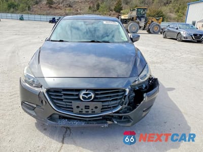 Piąte zdjęcie samochodu w środku: 2018 MAZDA 3 TOURING VIN:3MZBN1L31JM240093 - miniatura