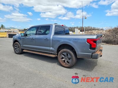 Drugie zdjęcie samochodu z przodu: 2025 FORD F150 LIGHTNING LARIAT VIN:1FT6W5L79SWG22059 - miniatura