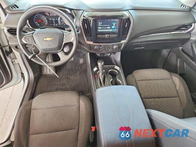 Zdjęcie 8 z 12 samochodu: 2019 CHEVROLET TRAVERSE LS VIN:1GNERFKW3KJ133999 - miniatura