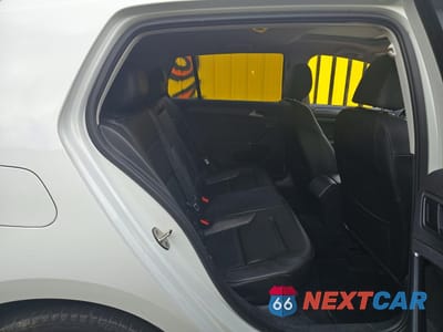 Zdjęcie 6 z 13 samochodu: 2018 VOLKSWAGEN GOLF S VIN:3VWG17AU3JM279221 - miniatura