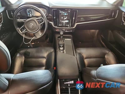 Zdjęcie 8 z 12 samochodu: 2017 VOLVO S90 T5 MOMENTUM VIN:YV1102AK6H1008488 - miniatura