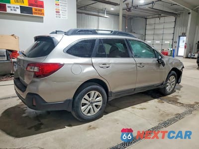 Trzecie zdjęcie samochodu z tyłu: 2019 SUBARU OUTBACK 2.5I PREMIUM VIN:4S4BSAHC0K3391414 - miniatura