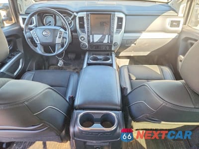 Zdjęcie 8 z 11 samochodu: 2017 NISSAN TITAN XD PRO-4X 4WD 5.0L V8 TDSL VIN:1N6BA1F41HN508432 - miniatura