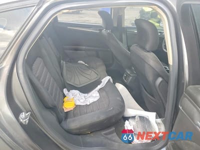 Zdjęcie 10 z 12 samochodu: 2016 FORD FUSION SE VIN:1FA6P0H70G5107141 - miniatura