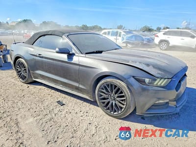 Czwarte zdjęcie samochodu z boku: 2015 FORD MUSTANG VIN:1FATP8EMXF5371526 - miniatura