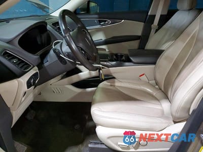 Zdjęcie 7 z 12 samochodu: 2019 LINCOLN NAUTILUS SELECT VIN:2LMPJ8K96KBL65631 - miniatura