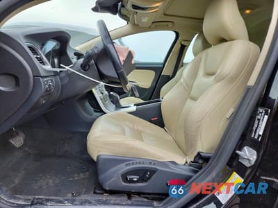 Zdjęcie 7 z 11 samochodu: 2017 VOLVO S60 VIN:YV126MFL4H2434092 - miniatura