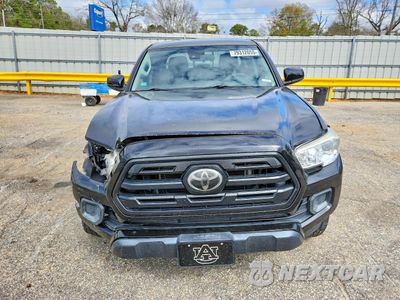 Piąte zdjęcie samochodu w środku: 2019 TOYOTA TACOMA SR VIN:5TFAX5GN3KX160320 - miniatura