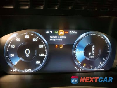 Zdjęcie 9 z 12 samochodu: 2017 VOLVO XC90 T8 VIN:YV4BC0PL5H1126776 - miniatura