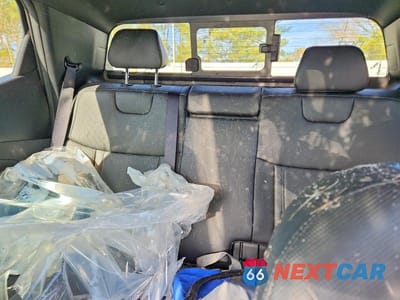 Zdjęcie 10 z 13 samochodu: 2023 HYUNDAI SANTA CRUZ LIMITED VIN:5NTJEDAFXPH070281 - miniatura