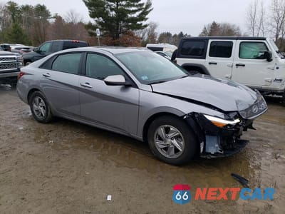 Czwarte zdjęcie samochodu z boku: 2025 HYUNDAI ELANTRA SE VIN:KMHLL4DG5SU086951 - miniatura