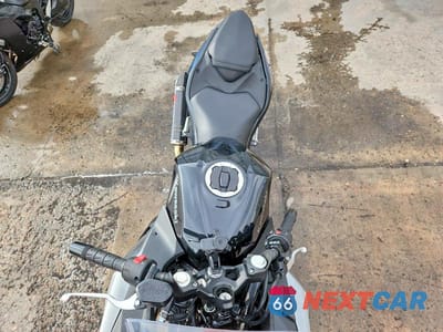 Piąte zdjęcie samochodu w środku: 2025 KAWASAKI EX500 VIN:ML5EXGG13SDA68018 - miniatura