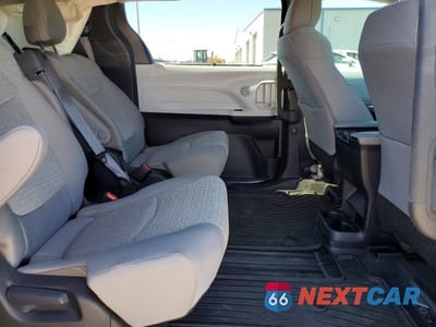 Zdjęcie 11 z 14 samochodu: 2025 TOYOTA SIENNA LE 8-PASSENGER VIN:5TDKRKEC0SS279558 - miniatura