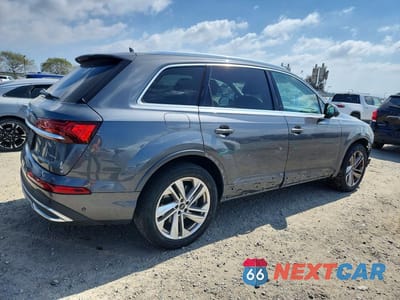 Trzecie zdjęcie samochodu z tyłu: 2021 AUDI Q7 PREMIUM VIN:WA1AXAF78MD026042 - miniatura