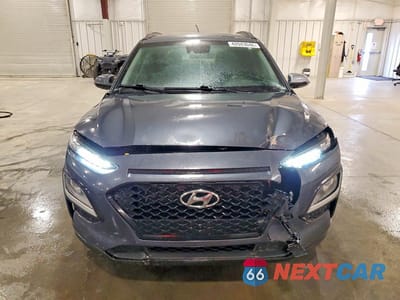 Piąte zdjęcie samochodu w środku: 2020 HYUNDAI KONA SEL VIN:KM8K22AA1LU400146 - miniatura