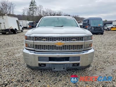 Piąte zdjęcie samochodu w środku: 2019 CHEVROLET SILVERADO K2500 HEAVY DUTY VIN:2GC2KREG4K1168860 - miniatura