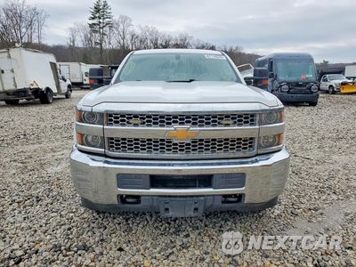 Piąte zdjęcie samochodu w środku: 2019 CHEVROLET SILVERADO K2500 HEAVY DUTY VIN:2GC2KREG4K1168860 - miniatura