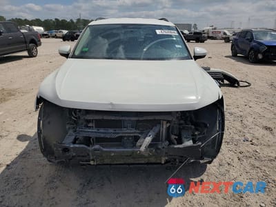 Piąte zdjęcie samochodu w środku: 2018 VOLKSWAGEN TIGUAN S VIN:3VV1B7AX4JM122489 - miniatura