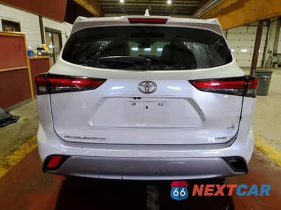 Zdjęcie 6 z 13 samochodu: 2023 TOYOTA HIGHLANDER PLATINUM VIN:5TDKDRBH1PS506156 - miniatura