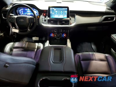 Zdjęcie 8 z 13 samochodu: 2022 CHEVROLET SUBURBAN C1500 RST VIN:1GNSCEKD0NR240947 - miniatura