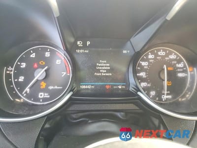 Zdjęcie 9 z 11 samochodu: 2017 ALFA ROMEO GIULIA TI VIN:ZARFAECN8H7558599 - miniatura