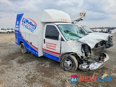 Czwarte zdjęcie samochodu z boku: 2021 CHEV EXPRESS G3500 VIN:1GB3GRC72M1305753 - miniatura