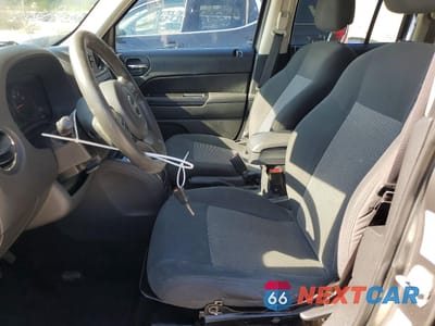 Zdjęcie 7 z 13 samochodu: 2011 JEEP PATRIOT SPORT VIN:1J4NF1GB5BD202372 - miniatura