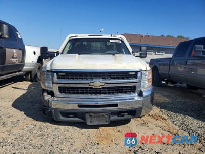 Piąte zdjęcie samochodu w środku: 2009 CHEVROLET SILVERADO C3500 VIN:1GBJC74K59F159112 - miniatura