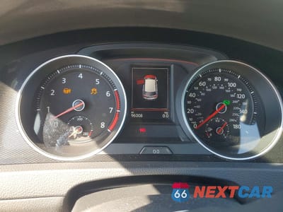 Zdjęcie 9 z 12 samochodu: 2017 VOLKSWAGEN GTI S VIN:3VW4T7AU7HM073164 - miniatura