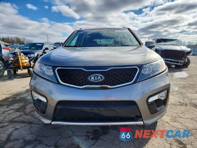 Piąte zdjęcie samochodu w środku: 2012 KIA SORENTO SX VIN:5XYKWDA21CG244253 - miniatura