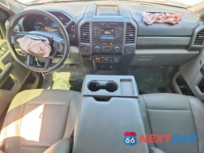 Zdjęcie 8 z 12 samochodu: 2019 FORD F250 SUPER DUTY VIN:1FT7X2B69KEG71678 - miniatura