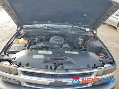 Zdjęcie 12 z 12 samochodu: 2001 CHEVROLET SUBURBAN C1500 VIN:3GNEC16T81G156828 - miniatura