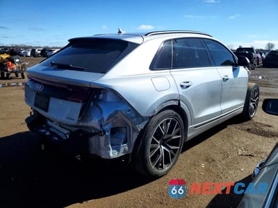 Trzecie zdjęcie samochodu z tyłu: 2021 AUDI Q8 PRESTIGE S-LINE VIN:WA1FVAF15MD008881 - miniatura