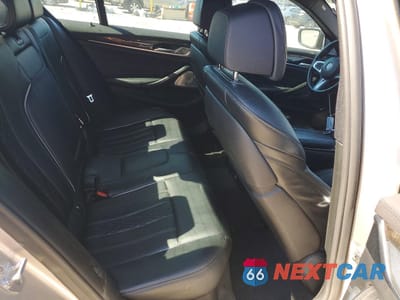 Zdjęcie 10 z 14 samochodu: 2018 BMW M550XI VIN:WBAJB9C58JB287052 - miniatura