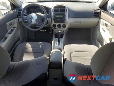 Zdjęcie 8 z 11 samochodu: 2006 KIA SPECTRA SPECTRA5 VIN:KNAFE162865347837 - miniatura