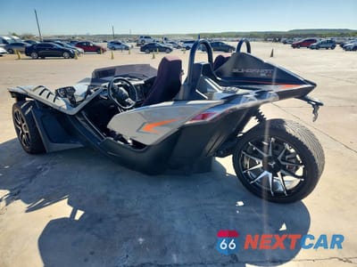 Trzecie zdjęcie samochodu z tyłu: 2022 POLARIS SLINGSHOT SLR VIN:57XAAFHB2N8149326 - miniatura