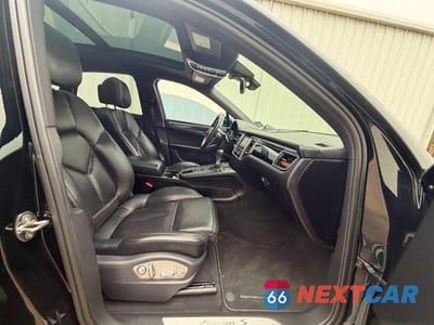Piąte zdjęcie samochodu w środku: 2015 PORSCHE MACAN S VIN:WP1AB2A51FLB54338 - miniatura