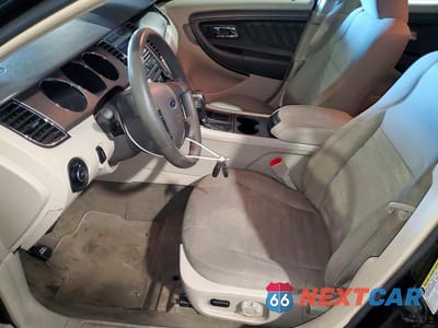 Zdjęcie 7 z 11 samochodu: 2010 FORD TAURUS SE VIN:1FAHP2DW2AG147623 - miniatura