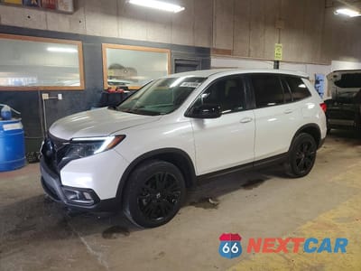 2021 HONDA PASSPORT SPORT 5FNYF8H25MB004297 - główne zdjęcie licytacji z USA - miniatura