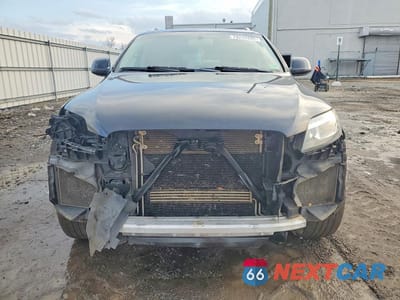 Piąte zdjęcie samochodu w środku: 2015 AUDI Q7 PREMIUM PLUS VIN:WA1LGAFEXFD025243 - miniatura