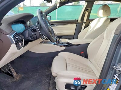 Zdjęcie 7 z 11 samochodu: 2019 BMW 640 XIGT VIN:WBAJV6C54KBK08449 - miniatura