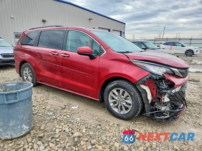 Czwarte zdjęcie samochodu z boku: 2022 TOYOTA SIENNA XLE 7-PASSENGER VIN:5TDJRKEC7NS089711 - miniatura