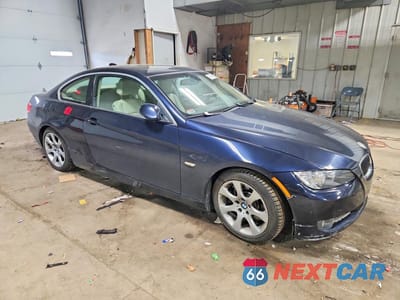 Czwarte zdjęcie samochodu z boku: 2008 BMW 335 I VIN:WBAWB73508P038994 - miniatura