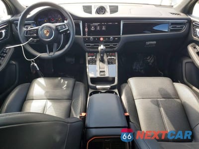 Zdjęcie 8 z 14 samochodu: 2025 PORSCHE MACAN BASE VIN:WP1AA2A57SLB04606 - miniatura