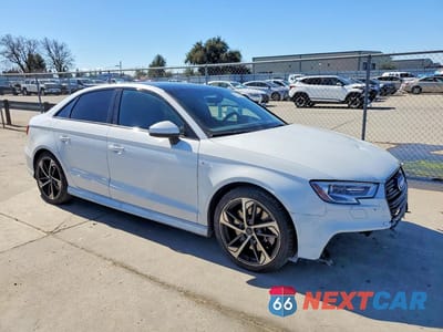 Czwarte zdjęcie samochodu z boku: 2020 AUDI A3 S-LINE PREMIUM VIN:WAUBEGFF4LA093583 - miniatura