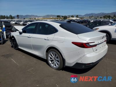 Drugie zdjęcie samochodu z przodu: 2025 TOYOTA CAMRY XLE VIN:4T1DBADK0SU025968 - miniatura