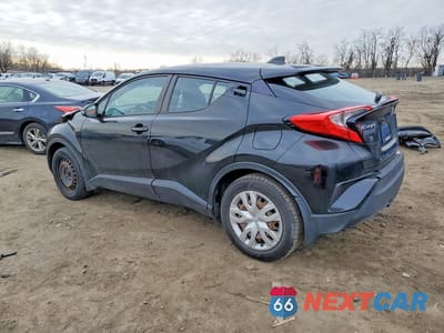 Drugie zdjęcie samochodu z przodu: 2021 TOYOTA C-HR LE VIN:NMTKHMBX9MR127382 - miniatura