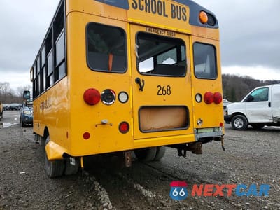 Zdjęcie 9 z 10 samochodu: 2016 CHEVROLET EXPRESS G3500 VIN:1GB3GSBG8G1295226 - miniatura